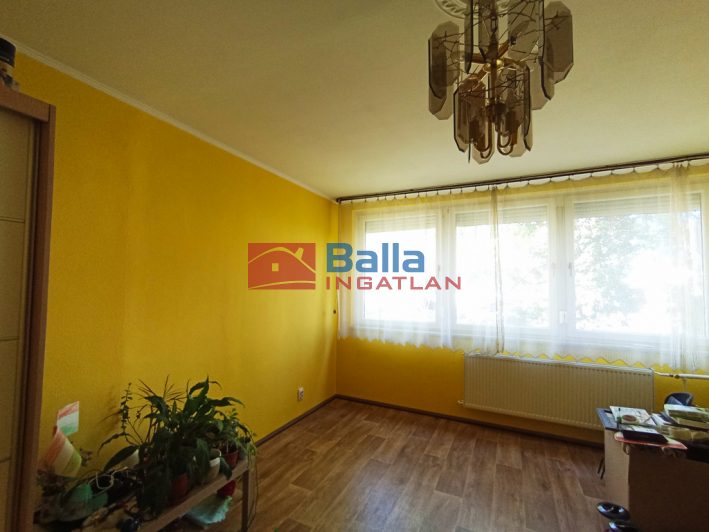 Eladó 46 m²-estársasházi lakás XIV. Kerület (Füredi lakótelep) , Ond vezér útja: 61'500'000 Ft