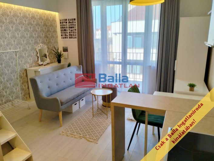 XIV. Kerület (Herminamező) - Thököly út:  25 m&sup2;-es társasházi lakás   (42'000'000 ,- Ft)