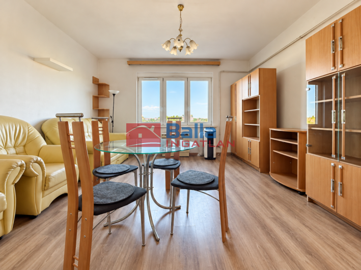 Kiadó 31 m²-estársasházi lakás XIV. Kerület (Törökőr) , Zászlós utca: 175'000 Ft