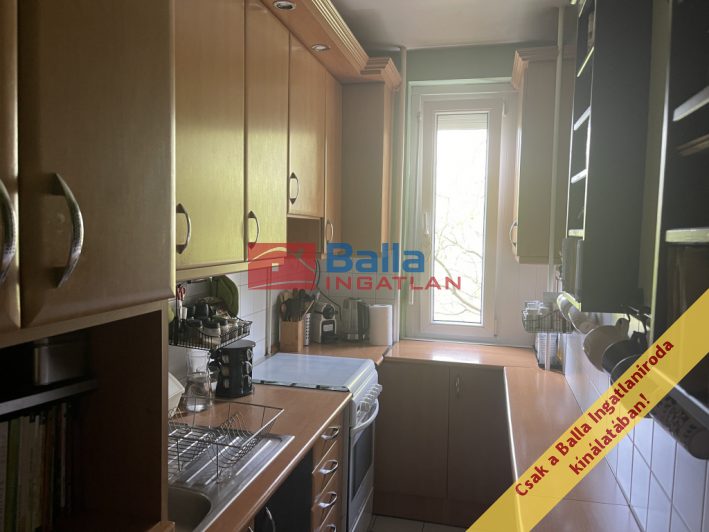 Eladó 53 m²-estársasházi lakás XIX. Kerület (Lakótelep) , Kispesti lakótelepen, Önkormányzat közelében: 64'900'000 Ft