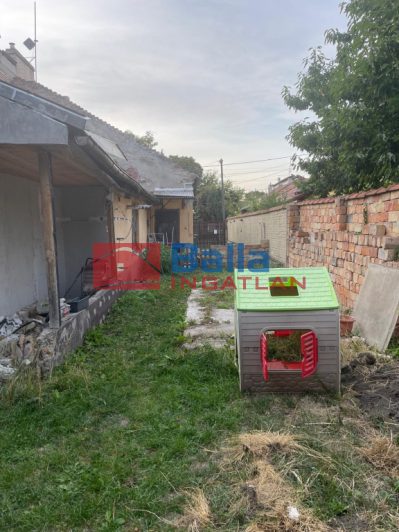 XIX. Kerület (Óváros) - Kossuth Lajos utca:  135 m&sup2;-es családi ház   (72'900'000 ,- Ft)