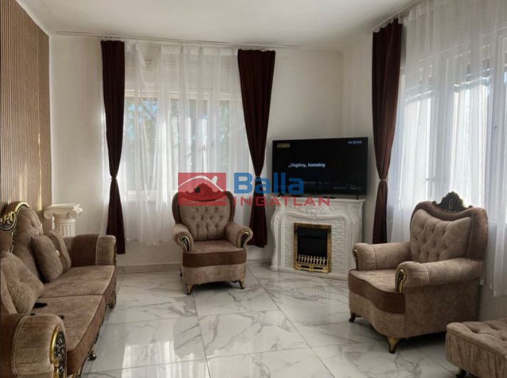 XIX. Kerület (Óváros) - Óváros:  188 m&sup2;-es családi ház   (109'000'000 ,- Ft)