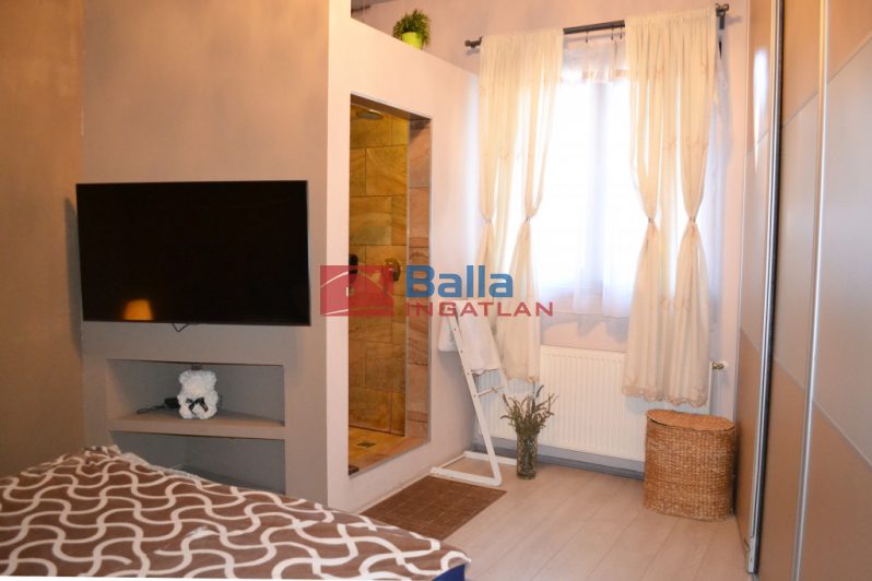 XV. Kerület (Pestújhely) - Pestújhely:  187 m&sup2;-es családi ház   (164'900'000 ,- Ft)