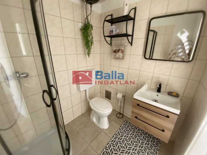 XV. Kerület (Rákospalota) - Pázmány Péter utca:  39 m&sup2;-es társasházi lakás   (48'000'000 ,- Ft)