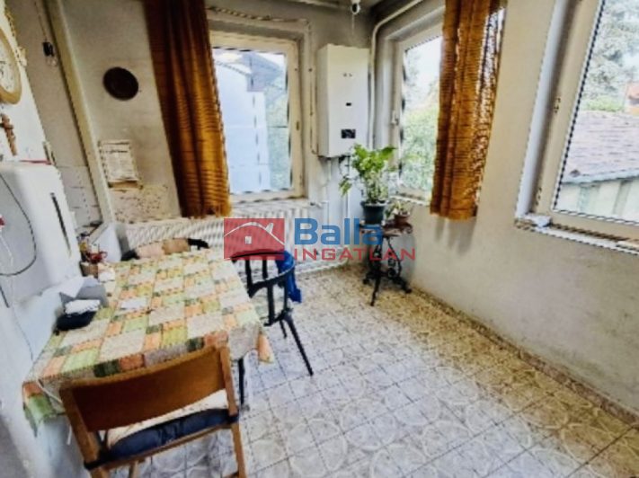 Eladó 80 m²-escsaládi ház XV. Kerület (Rákospalota) , Tóth István közeli utca: 79'900'000 Ft