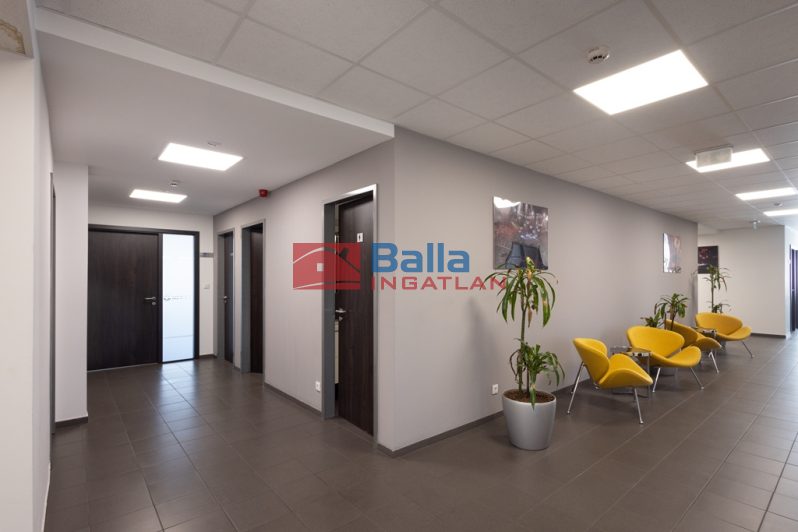 Kiadó 42 m²-esegyéb üzlethelyiség XV. Kerület (Szilas Park) , Szentmihályi út: 263'000 Ft