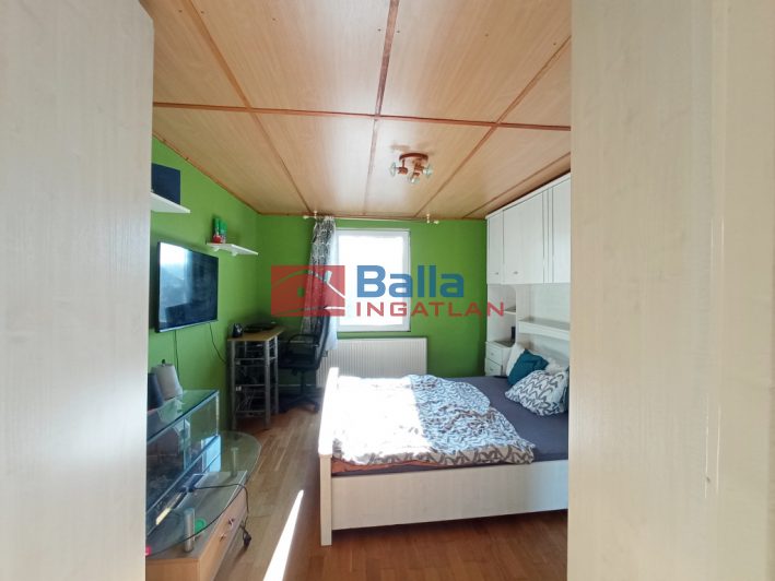 XVI. Kerület (Árpádföld) - Szlovák út:  150 m&sup2;-es ikerház   (169'000'000 ,- Ft)