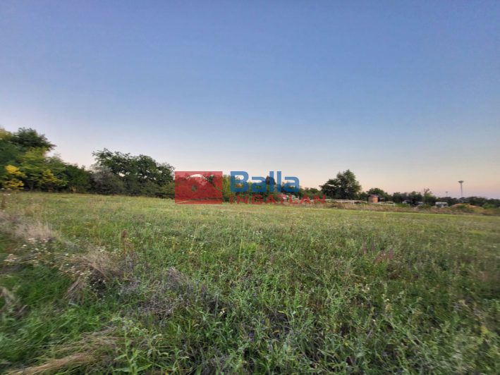 XVI. Kerület (Cinkota) - Cinkota:  3035 m&sup2;-es telek   (18'000'000 ,- Ft)