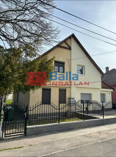 XVI. Kerület (Mátyásföld) - Újmátyásföld:  140 m&sup2;-es ikerház   (124'900'000 ,- Ft)