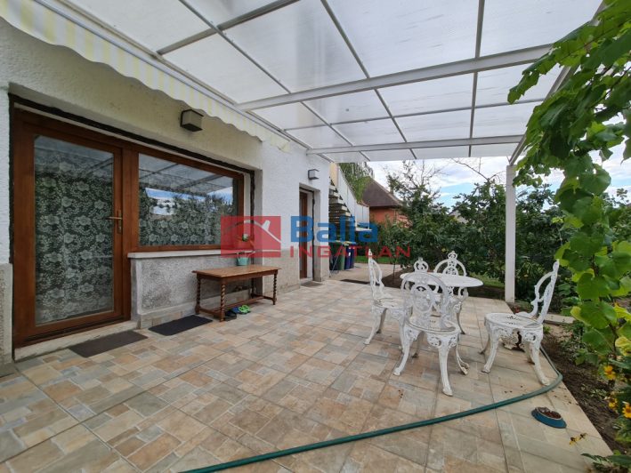 Eladó 96 m²-esházrész XVI. Kerület (Sashalom) , Batsányi János utca: 143'000'000 Ft