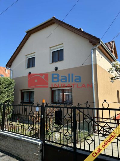 Eladó 163 m²-escsaládi ház XVII. Kerület (Akadémiaújtelep) , 524.utca utca: 169'900'000 Ft