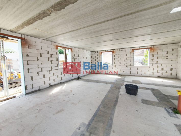 Eladó 147 m²-escsaládi ház XVII. Kerület (Rákoscsaba) , Rákoscsaba kedvelt részén: 149'900'000 Ft