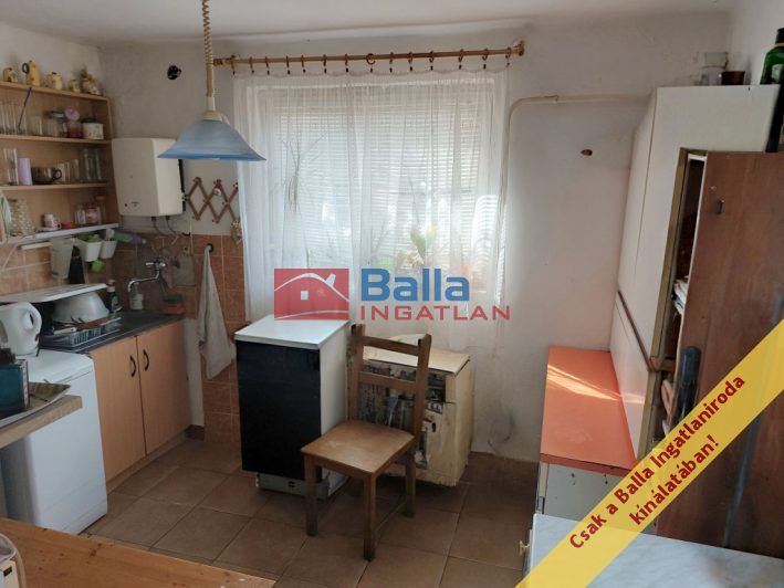 XVII. Kerület (Rákoscsaba) - Zrínyi utca:  42 m&sup2;-es családi ház   (52'500'000 ,- Ft)