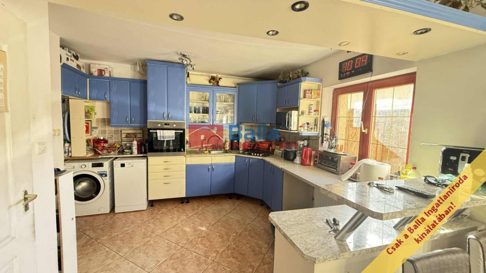 Eladó 84 m²-esikerház XVII. Kerület (Rákoshegy) , Erdőkövesd utca közeli utca: 87'900'000 Ft