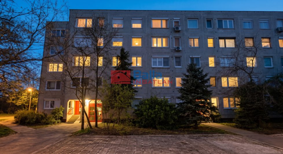 Eladó 73 m²-estársasházi lakás XVII. Kerület (Rákoskeresztúr) , Újlak utca: 72'400'000 Ft