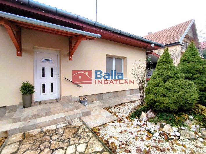 XVII. Kerület (Rákoskert) - Rózsaszál utca:  175 m&sup2;-es családi ház   (125'000'000 ,- Ft)