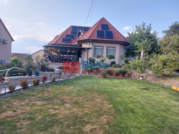 Eladó 141 m²-escsaládi ház XVII. Kerület (Rákoskert) , Sáránd u közeli utca: 199'000'000 Ft