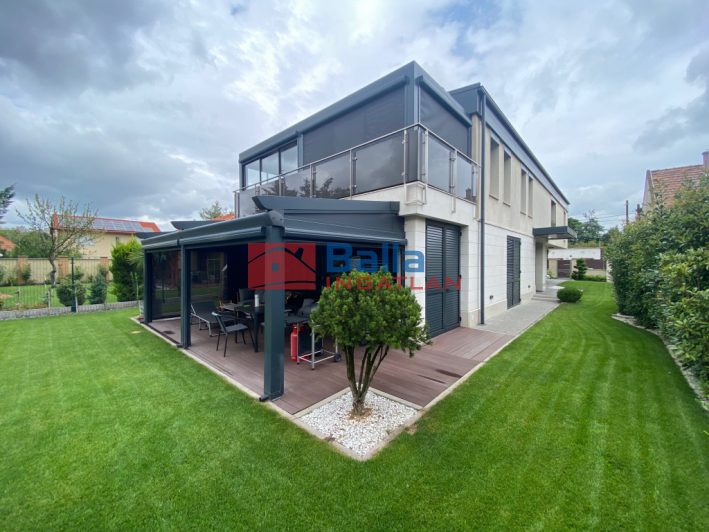 XVIII. Kerület (Bókaytelep) - Bókay utca:  295 m&sup2;-es családi ház   (489'000'000 ,- Ft)