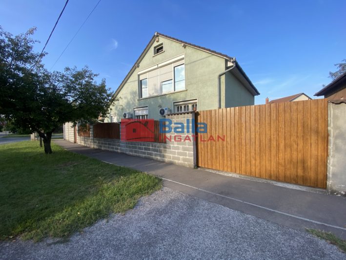 XVIII. Kerület (Ferihegy) - Ferihegy utca:  173 m&sup2;-es családi ház   (99'900'000 ,- Ft)