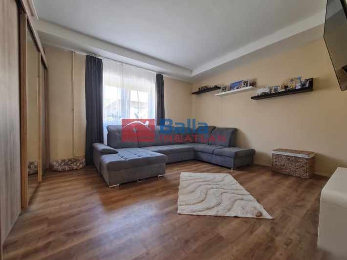 Eladó 68 m²-esházrész XVIII. Kerület (Újpéteritelep) , Kölcsey utca: 84'600'000 Ft