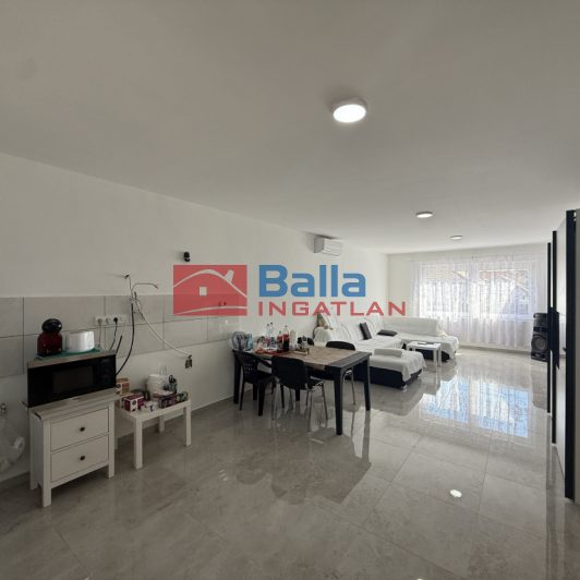 Eladó 240 m²-esikerház XVIII. Kerület (Újpéteritelep) , Újpéteri telepen: 269'000'000 Ft