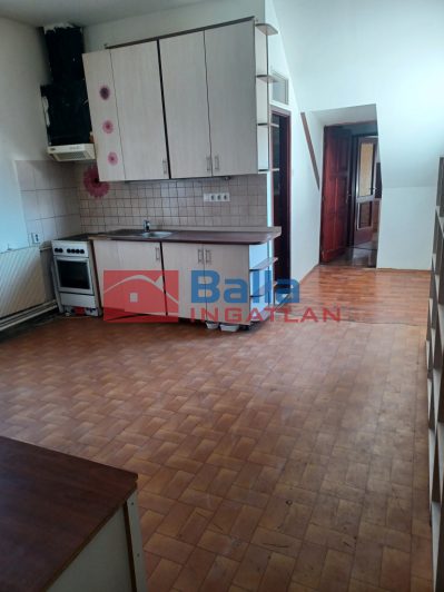 Eladó 78 m²-estársasházi lakás XX. Kerület (Erzsébetfalva) , Szt. Erzsébet  tér utca: 60'000'000 Ft