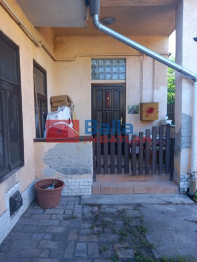 XX. Kerület (Erzsébetfalva) - Tátratér közeli utca:  36 m&sup2;-es házrész   (31'500'000 ,- Ft)