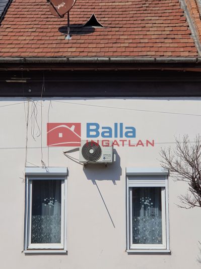 XX. Kerület (Központ) - Központ:  43 m&sup2;-es házrész   (49'000'000 ,- Ft)