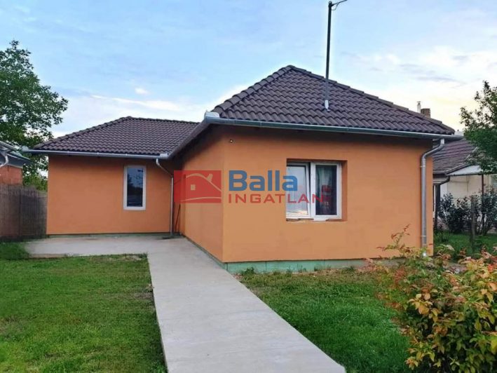 Eladó 99 m²-escsaládi ház XXI. Kerület (Csepel) , II. Rákóczi F. útról nyíló: 67'900'000 Ft