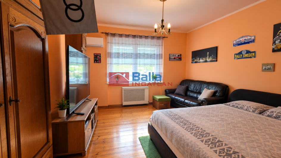 Eladó 115 m²-escsaládi ház XXII. Kerület (Nagytétény) , Nagytétényben: 130'000'000 Ft