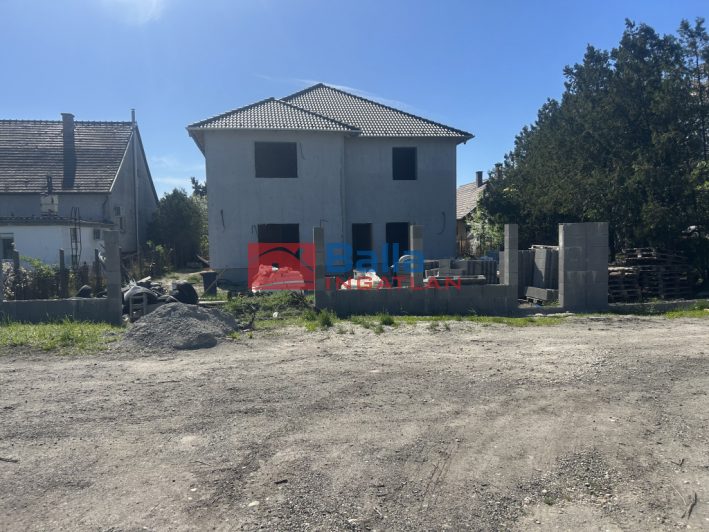 Eladó 110 m²-esikerház XXII. Kerület (Nagytétény) , Nagytétényi ALDI környéke utca: 138'000'000 Ft