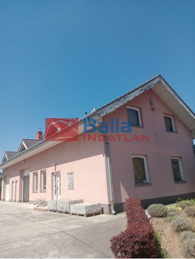 XXIII. Kerület (Soroksár) - Ócsai út:  5662 m&sup2;-es üzlethelyiség utcai bejárattal   (215'000'000 ,- Ft)