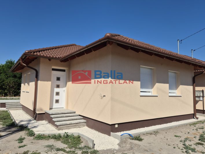 Eladó 100 m²-esikerház Bugyi, Új építésű: 93'900'000 Ft