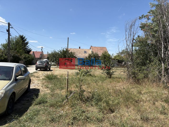 Eladó 1445 m²-estelek Dömsöd, Széchenyi környéke utca: 7'900'000 Ft