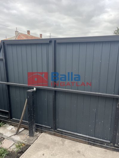 Kiadó 38 m²-esházrész Dunaharaszti, Petőfi telep: 250'000 Ft