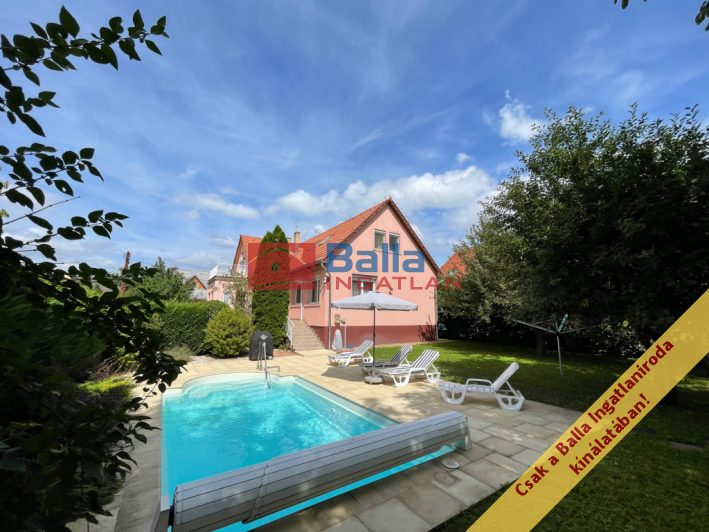 Eladó 203 m²-escsaládi ház Dunakeszi, Gizella utca: 179'900'000 Ft