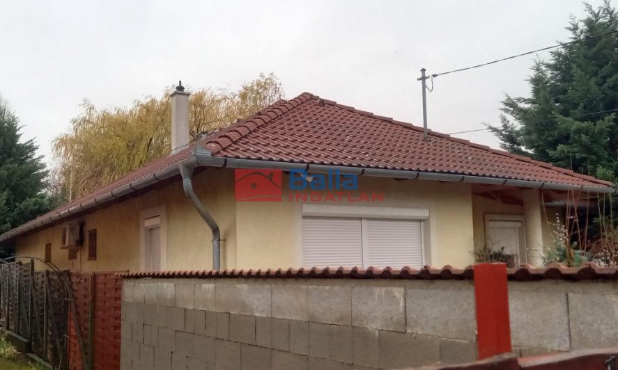 Eladó 150 m²-esházrész Dunakeszi, tóváros: 30'000'000 Ft