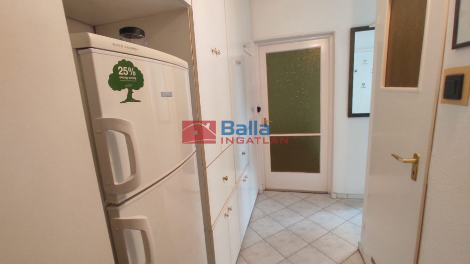 Eladó 52 m²-estársasházi lakás Dunaújváros, Vasmű út: 31'500'000 Ft