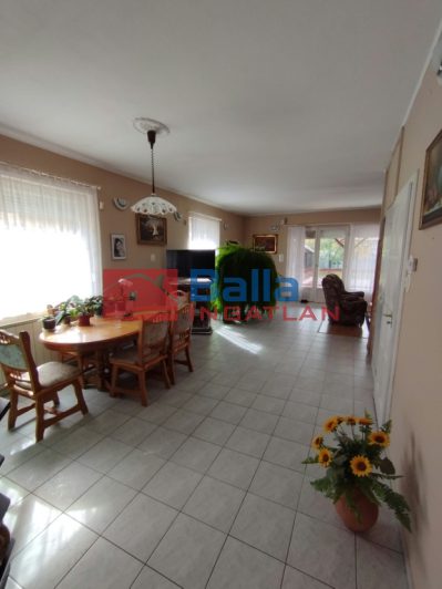 Eladó 142 m²-escsaládi ház Dunavarsány, Központ közeli utca: 119'990'000 Ft