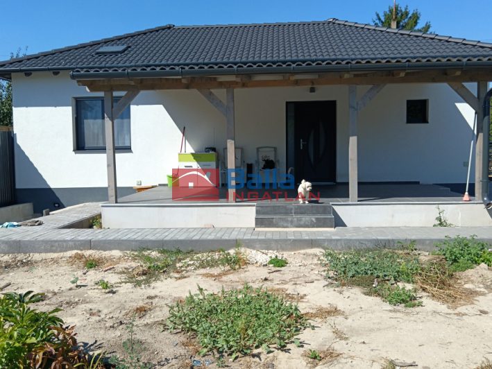 Eladó 70 m²-escsaládi ház Érd, Bagoly útca környéke: 104'900'000 Ft