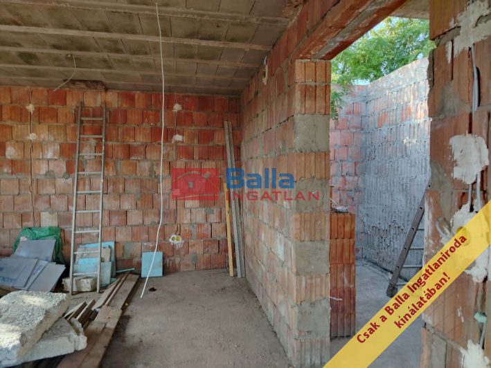 Eladó 103 m²-escsaládi ház Érd (Parkváros) , Aradi és Kassai utca közötti utca: 60'000'000 Ft