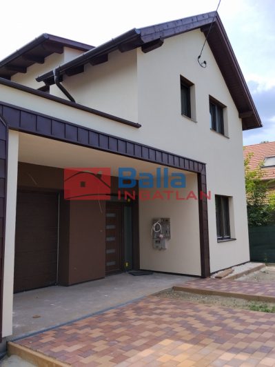 Eladó 181 m²-escsaládi ház Göd, 2-es úthoz közeli kisutca: 185'000'000 Ft