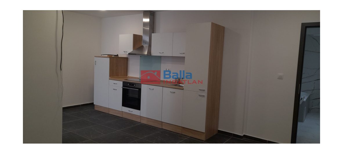Kiadó 46 m²-estársasházi lakás Hatvan, Géza fejedelem utca: 200'000 Ft