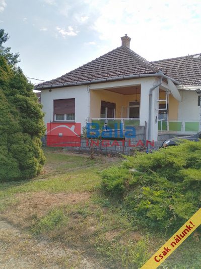 Eladó 108 m²-escsaládi ház Heves, Fő út mellet: 38'900'000 Ft