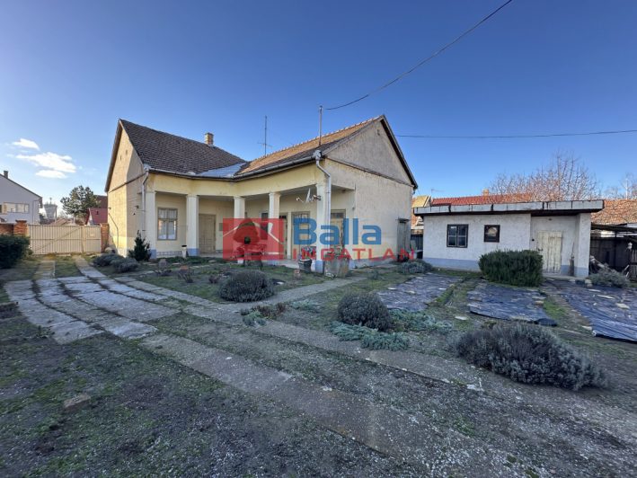 Eladó 120 m²-escsaládi ház Jászberény, Belvárosban: 44'790'000 Ft