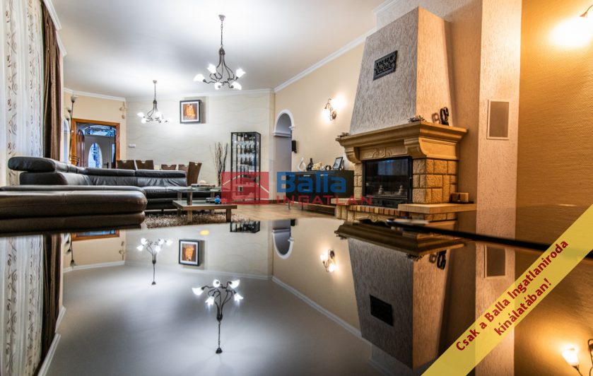 Eladó 226 m²-escsaládi ház Kartal, Orgona utca: 191'000'000 Ft