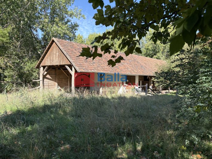 Eladó 45000 m²-esmezőgazdasági ingatlan Kiskunlacháza, Dunai út: 63'000'000 Ft