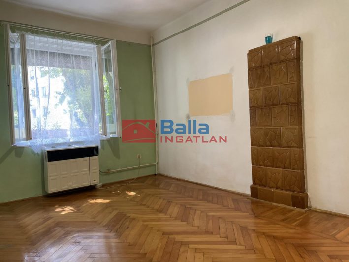 Eladó 34 m²-estársasházi lakás Komló, Tompa Mihály utca: 9'990'000 Ft