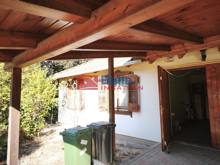 Eladó 130 m²-escsaládi ház Kulcs, Ifjúság utca: 98'900'000 Ft