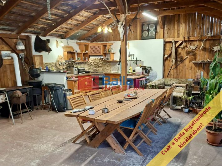 Monor - Garden Lounge:  196 m&sup2;-es családi ház   (89'000'000 ,- Ft)